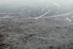 Ledová přikrývka Jezera Milada
